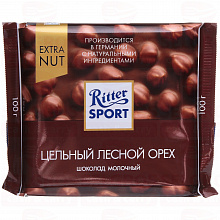 Шоколад молочный RITTER SPORT с цельным лесным орехом, 100г